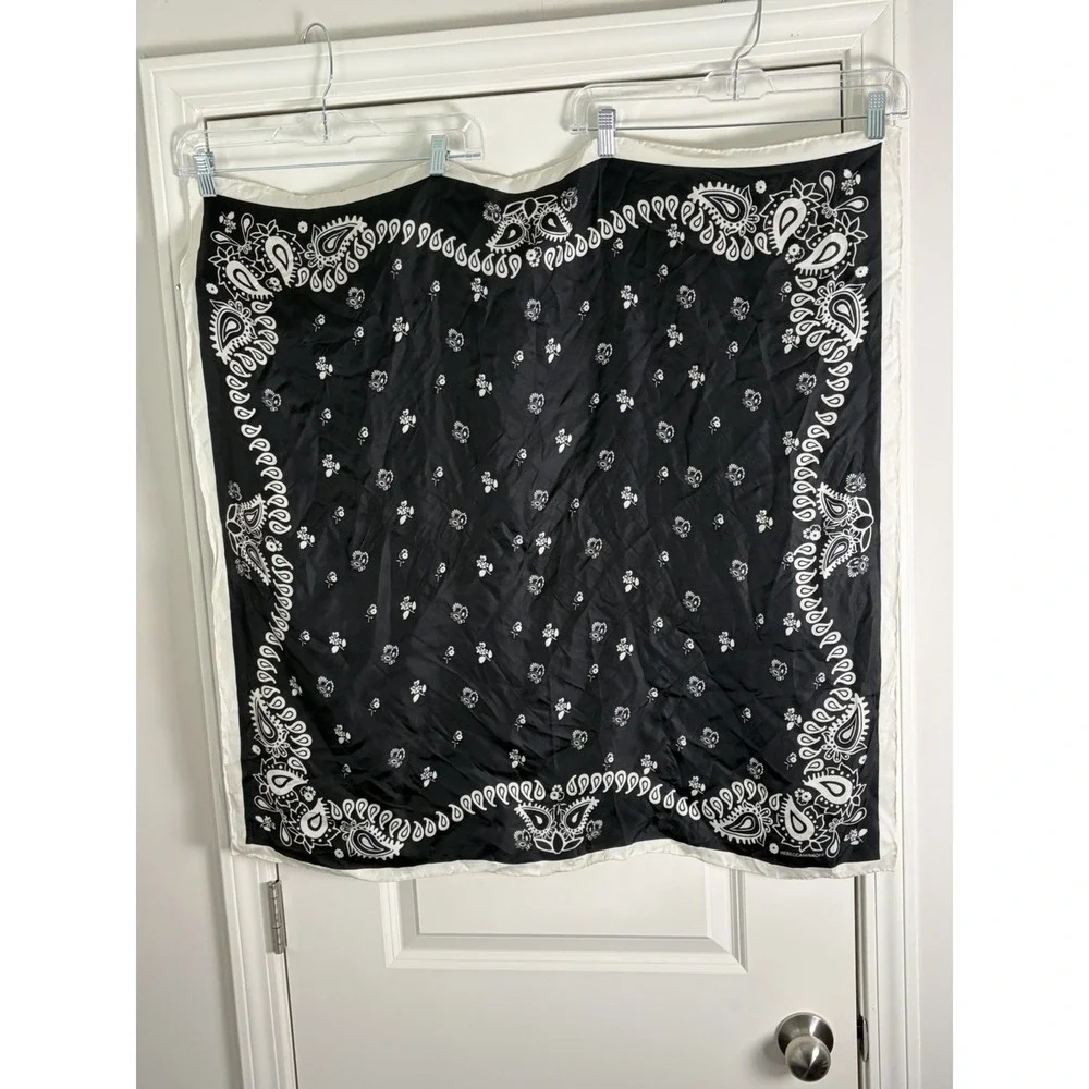 Rebecca Minkoff Scarf Pure Silk Black Paisley Bandanna Print pattern SZ 32